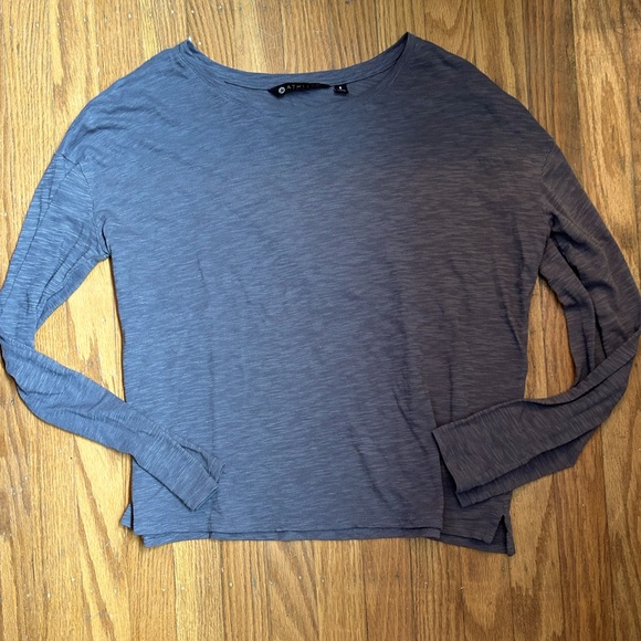 Athleta Tops - Athleta Dark Taupe tee, Small